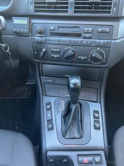 Bmw 320i,125 kw - 11