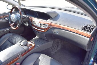 MERCEDES BENZ W221 S500 1 MAJITEL,HARMAN/KARDON,TOP STAV - 11