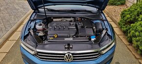 Volkswagen Passat Variant Highline 2.0 TDi 140 kw (manuál) - 11