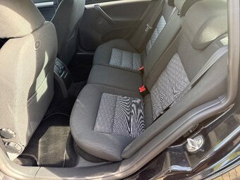 ŠKODA OCTAVIA KOMBI 2010 2.0TDI 103KW AMBIENTE - 11