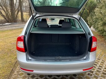 SKODA OCTAVIA COMBI FACELIFT 1.2 TSI - 11