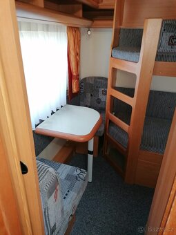 Karavan Hobby 650 – rodinný, palandy, mover, markýza - 11