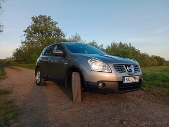 Nissan Qashqai j10 1.6 2010 - 11