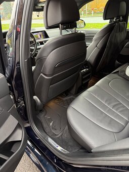 Prodám BMW X5 M50d 294kw - 11