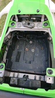 Kawasaki ZX7R - 11