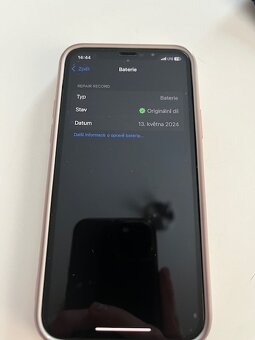 iPhone 11 pro 512GB gold - nová originální baterie - 11