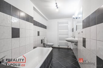 Prodej, domy/rodinný, 993.68 m2, Masarykovo náměstí 25, 5034 - 11