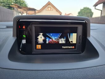 RENAULT MEGANE KOMBI 1.6 81KW LIMITED 2015 - 11