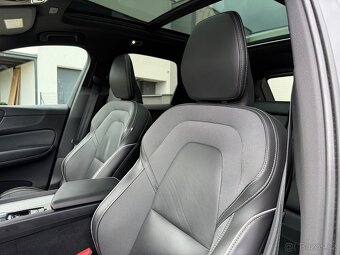 Volvo XC60 R-Design 173kW 5L-Záruka Tažné - 11