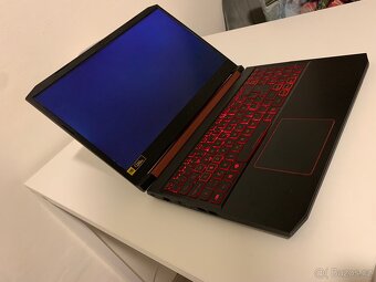 Acer Nitro 16GB DDR4 15,6 120Hz ips Core i5 8300H 512GB SSD - 11