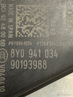 8Y0 941 034 - 11