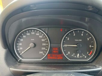 BMW 120 i E87 - 11
