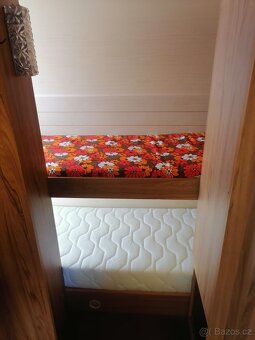 Karavan, Kuchyňka , Palandy , Topeni - 11