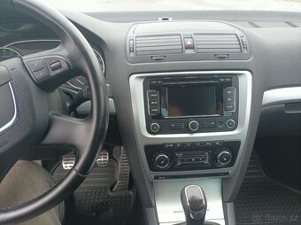 Škoda Octavia Scout - 11