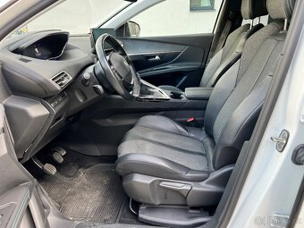 Prodám Peugeot 3008  1.2 benzin Pure Tech 96 kw - 11