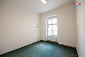 Pronájem kanceláří 95 m², Pardubice, ul. 17. listopadu - 11