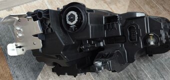 Škoda Superb 4 IV led svetlo Matrix led svetlomet leve 3P1 - 11