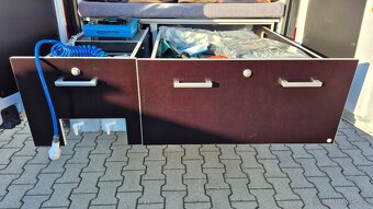 FORD TRANSIT CUSTOM - OBYTNÁ DODÁVKA CAMPER - 11