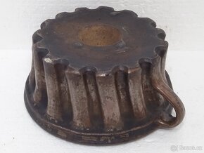 2,5L Stará retro kameninová forma na bábovku OK Stav - 11