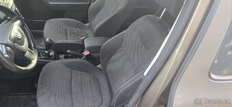 ŠKODA YETI 2.0TDI 4X4 81KW ROK-2011 - 11