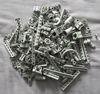Lego Technic 8880, 90 roky, Na predaj - 11
