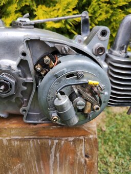 Prodám náhradní motor na jawa pionýr 05, plně funkční - 11