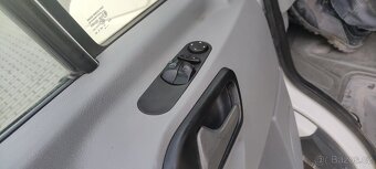 Volkswagen Crafter double kabina valník - 11