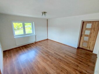 Prodej rodinného domu 120 m², pozemek 575 m² Trusnov - 11