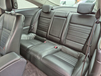 Renault Laguna 2,0 dCi 110Kw Manuál Coupe 109.999 Kč - 11