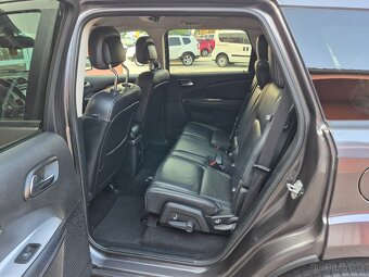 Fiat Freemont 2.0 Multijet Lounge 125kW - 11
