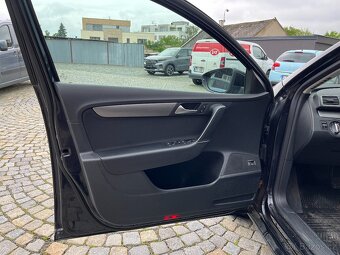VW Passat VARIANT 2.0 TDi 103kW DSG r.v. 2013 - 11