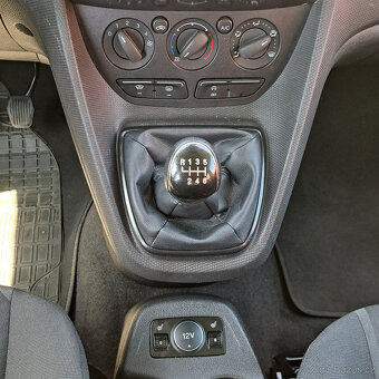 FORD TOURNEO CONNECT LONG 1.5TDCI - 11