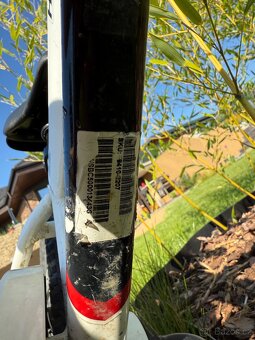 Kolo dětské Specialized 16 Hotrock - 11
