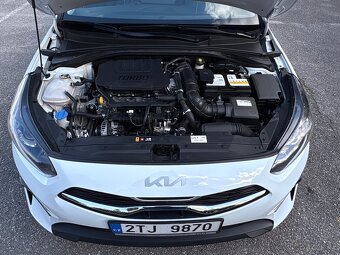 KIA Ceed SW 1,5 T-GDI 118kW ZÁRUKA r.2023 - 11