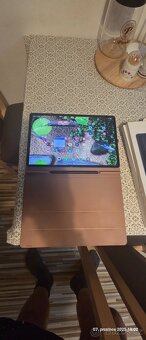 Samsung Galaxy TAB S8+ 5G s příslušenstvím - 11