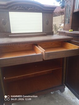 vyřezávané skříně - 11