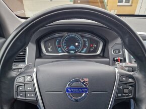 Volvo XC60 2,4 D4 AWD 120kW Momentum LED NAVI Dph 2013 - 11