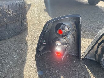 Prodám tyto tuning zadní světla na Opel Astra G - 11