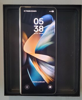 Prodám  SAMSUNG Galaxy Z Fold4 5G  12/256 GB - 11