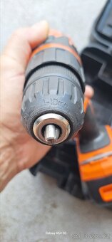 Aku šroubovák/vrtačka Black&Decker - 11