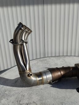 Výfuk Akrapovič Yamaha MT-09 - 11