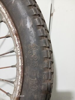Jawa 250, 350 pérák zadní kolo s krasným pláštěm Barum Super - 11
