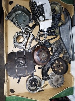 Skútry 50 a 125 - 11