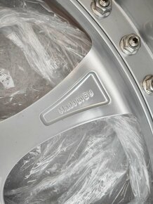 Monoblock E - R23 - 11