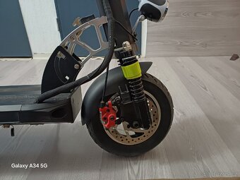 Prodám E-scooter W-TEC Tenmark ll 500W. 10' - 11