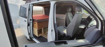 Obytný Volkswagen transporter T5 - 11