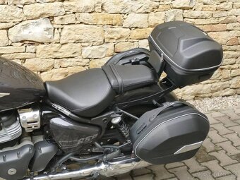 Royal Enfield Super Meteor 650,r.v.2023,8000km - 11