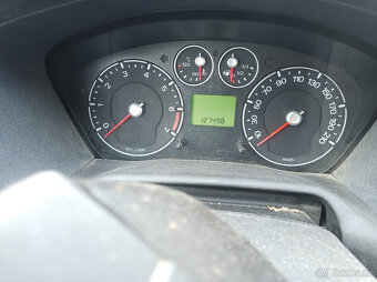 Ford Fusion 1,4 benzín 54kw 2009 - 11
