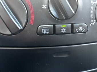 Mitsubishi Spacestar    2003 - 11
