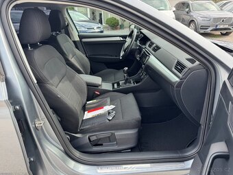 Škoda Superb Combi III 1.4 TSi 110kW Xenon Navi Alu 1.Majite - 11